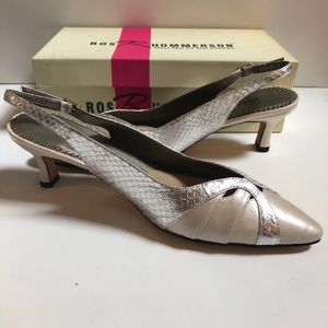 🌷HP🌷Ros Hommerson Saffia Slingback Kitten Heel